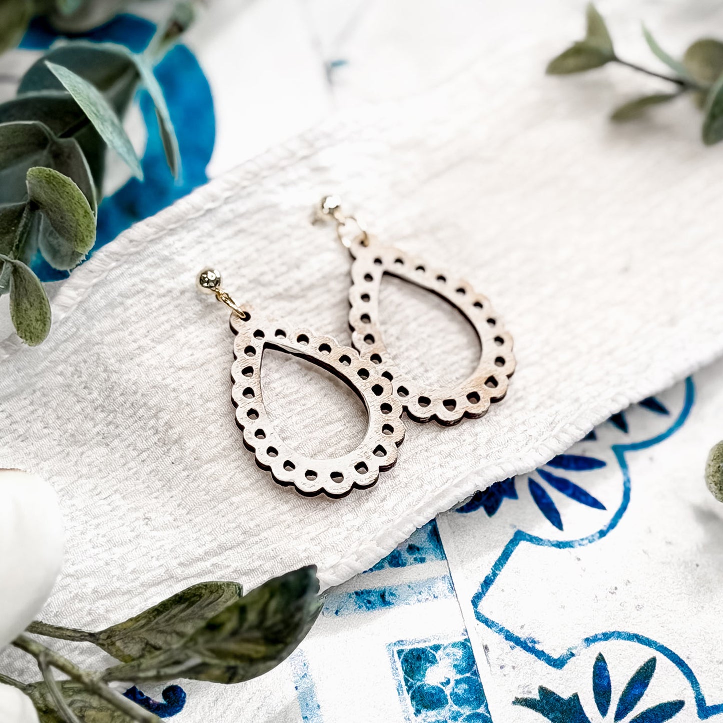 Scalloped Edge Teardrop Earrings - Glowforge
