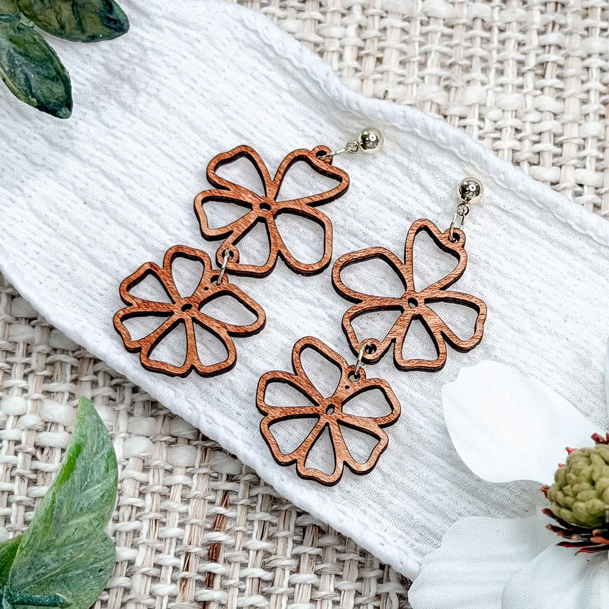 Simple Flower Dangle Earrings Set - Glowforge