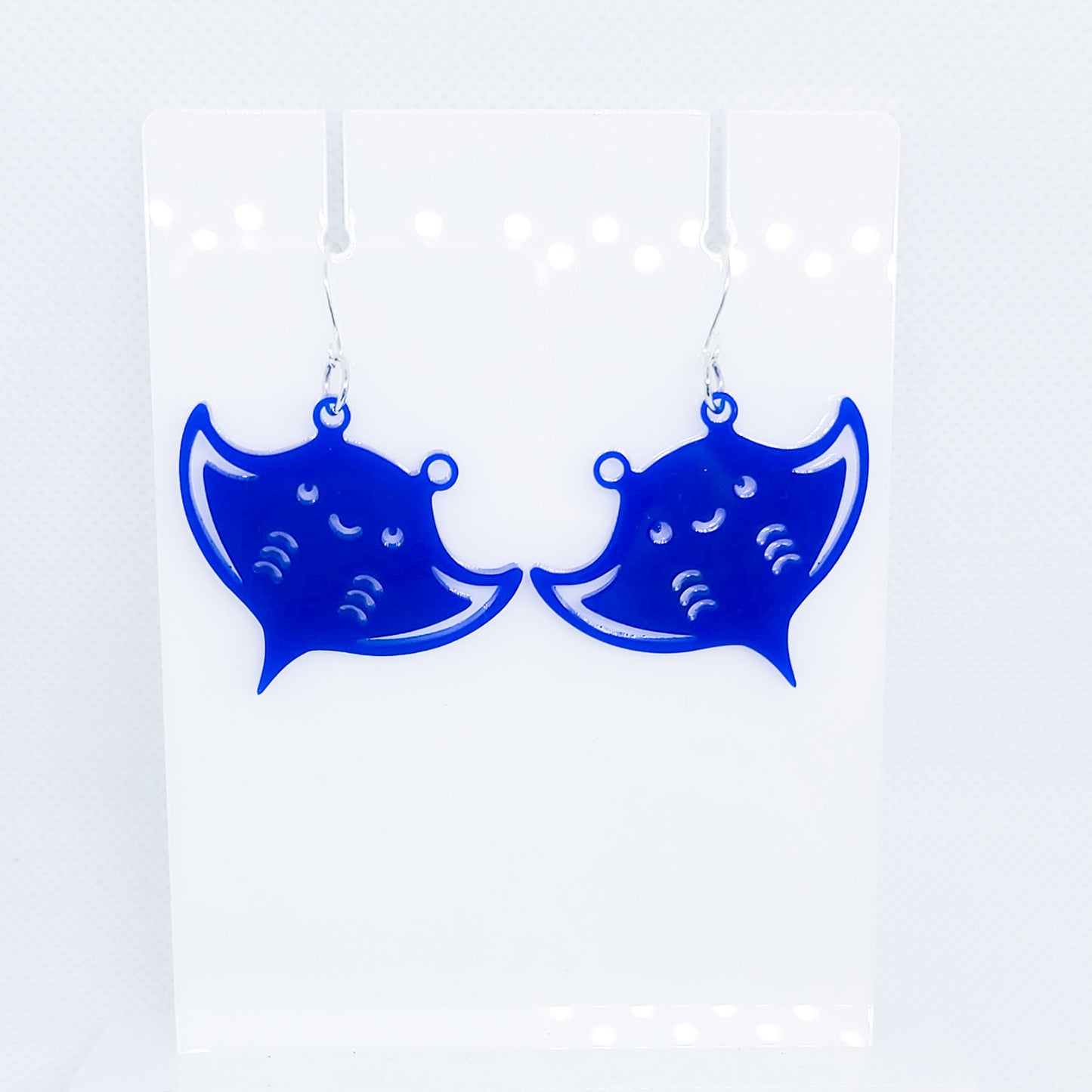 Smiling Manta Ray Dangle Earrings - Glowforge