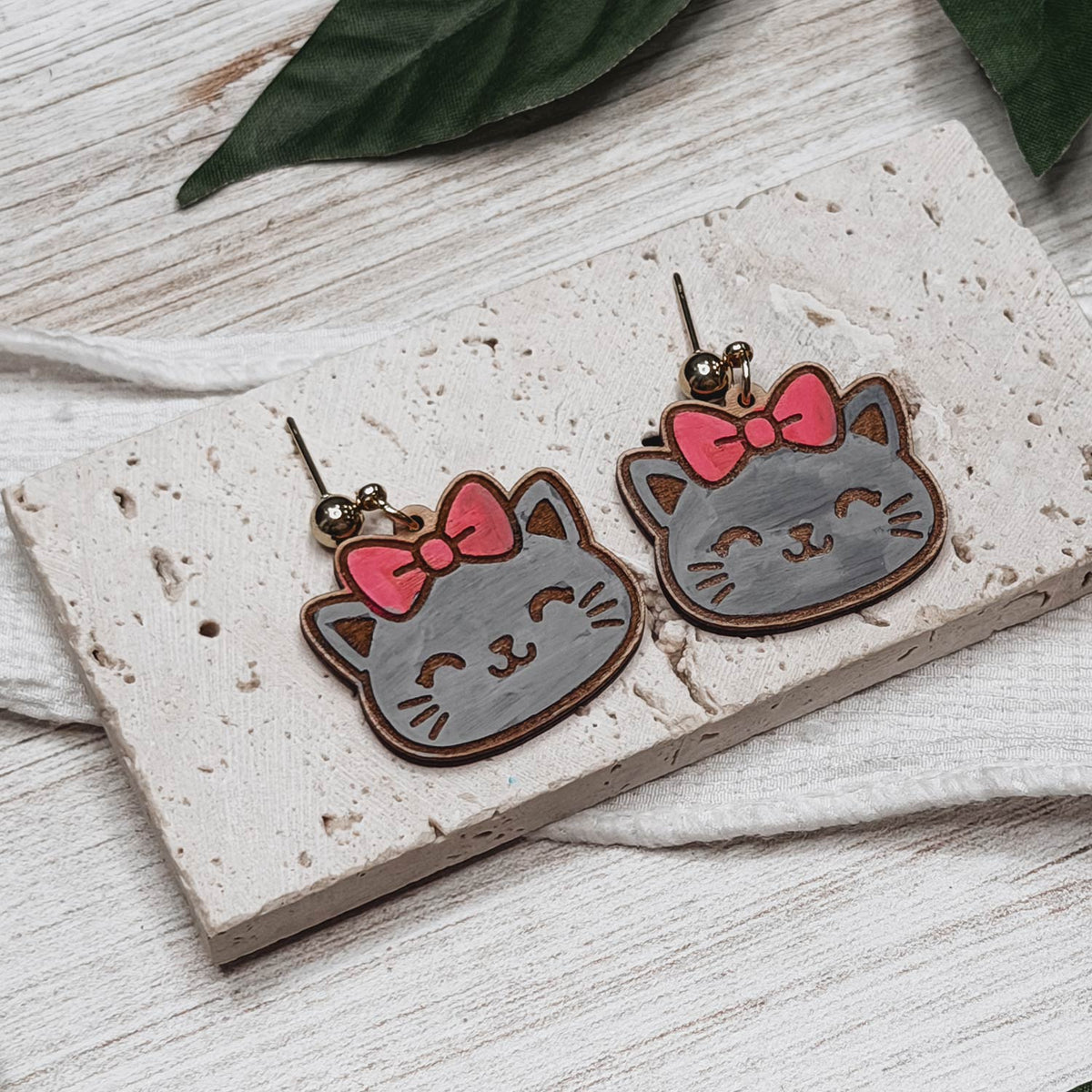 Sweet Bow Cat Earrings - Glowforge