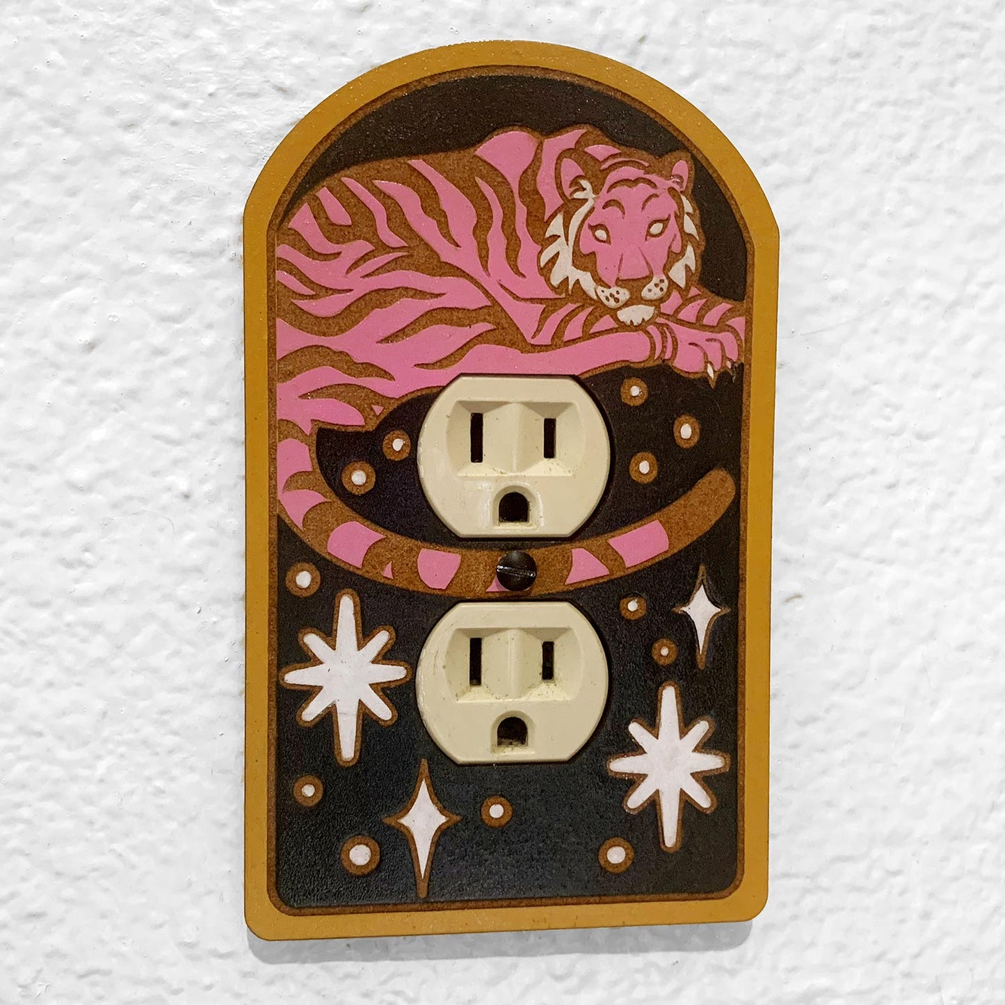 Tiger Outlet Cover - Glowforge