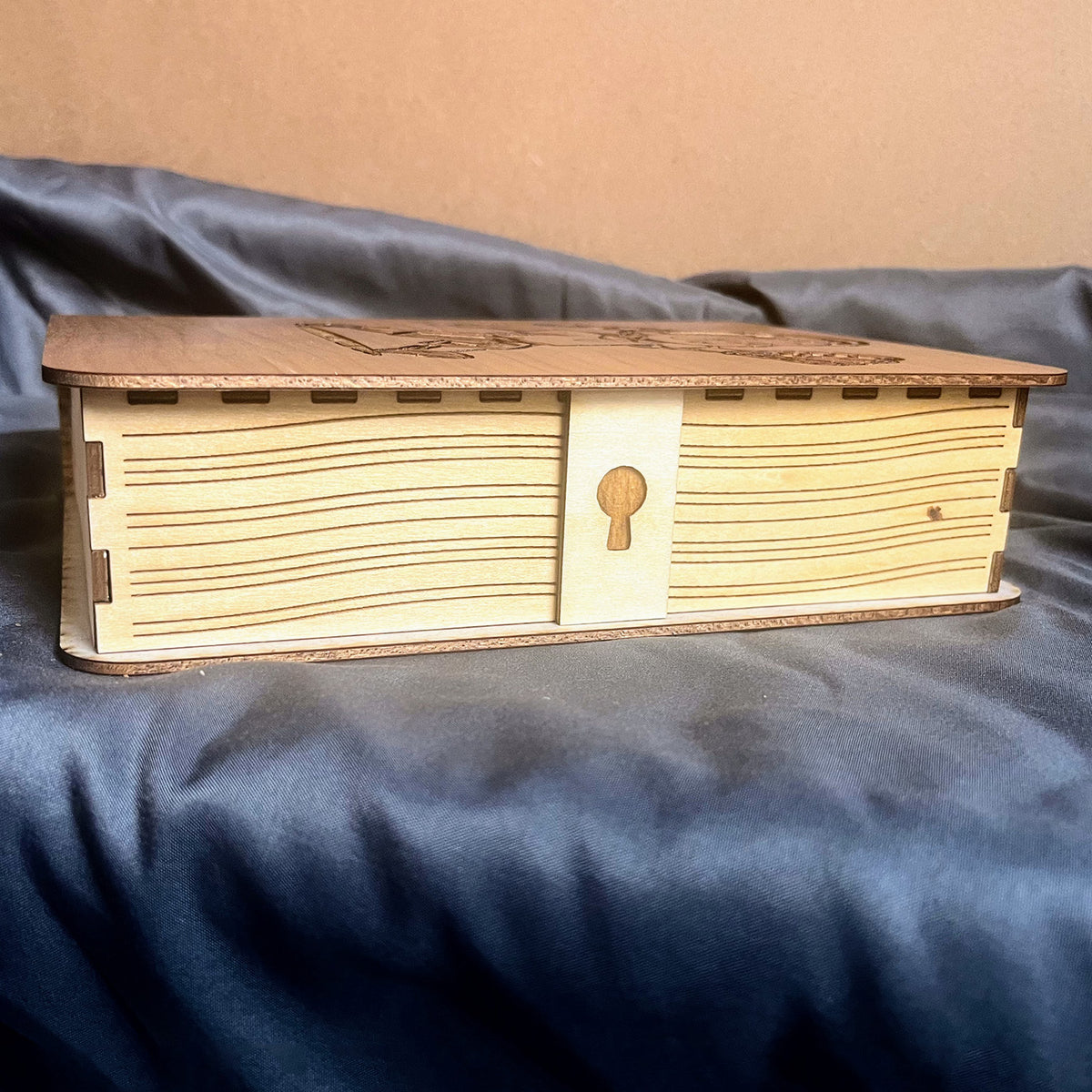 TTRPG Character Book: Book Lid - Version 2 with Lock - Glowforge