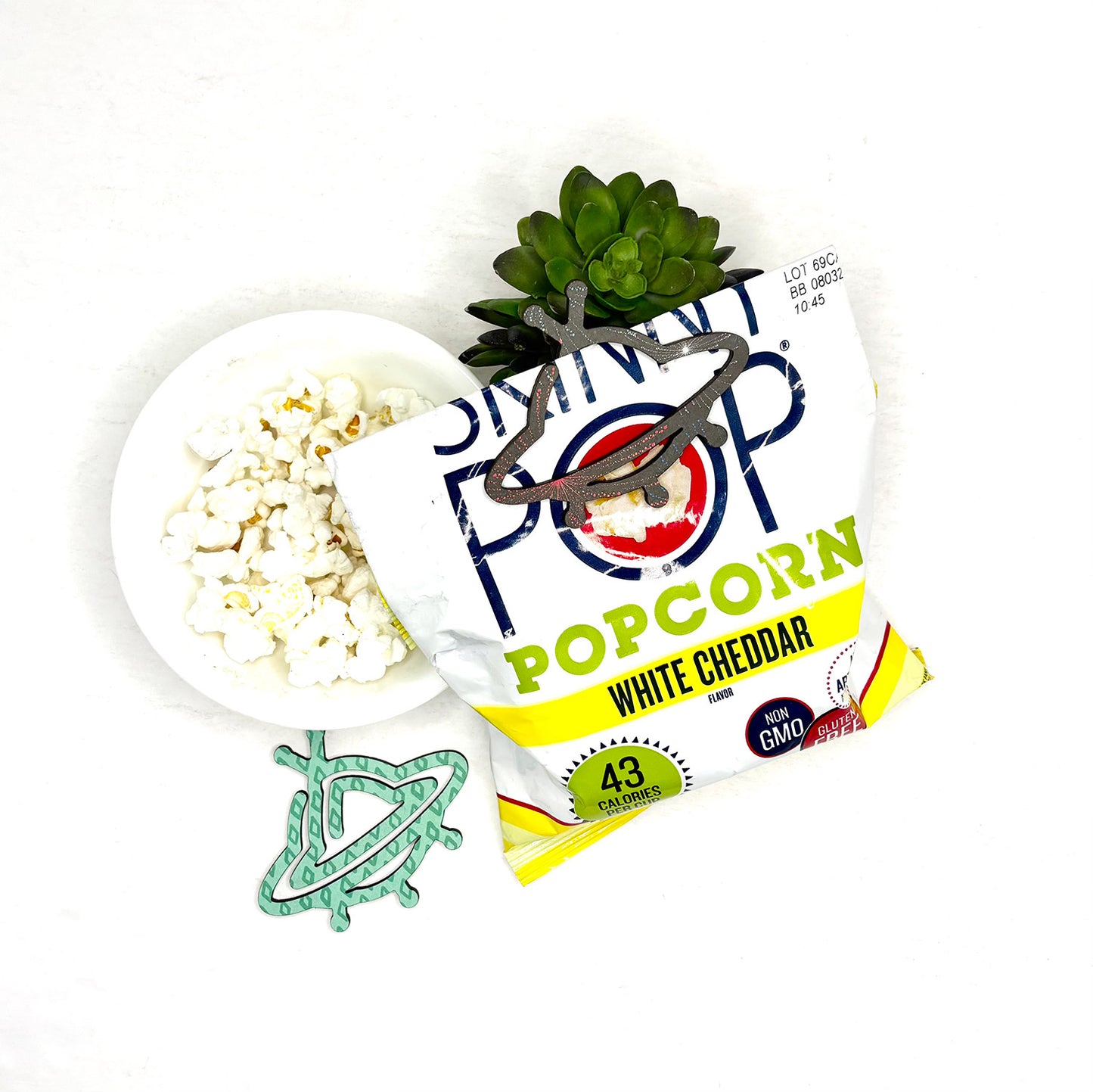 UFO Shaped Bookmark with Card Backer - Paperclip - Snack Bag Closure - Glowforge