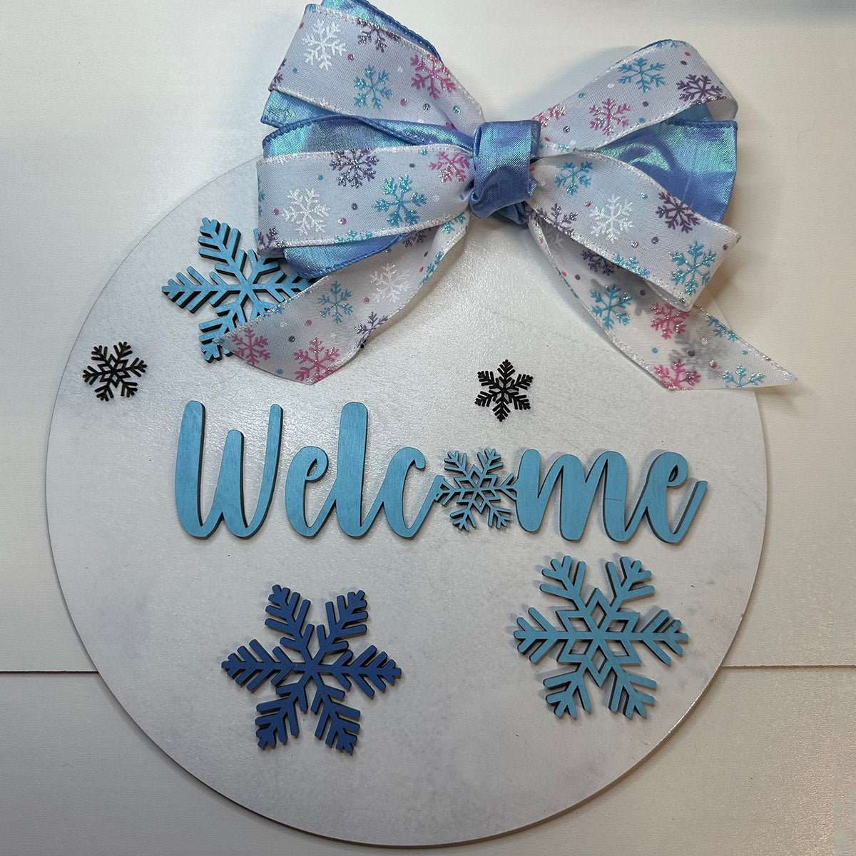 Welcome Christmas Snowflake Door Sign – Glowforge Shop