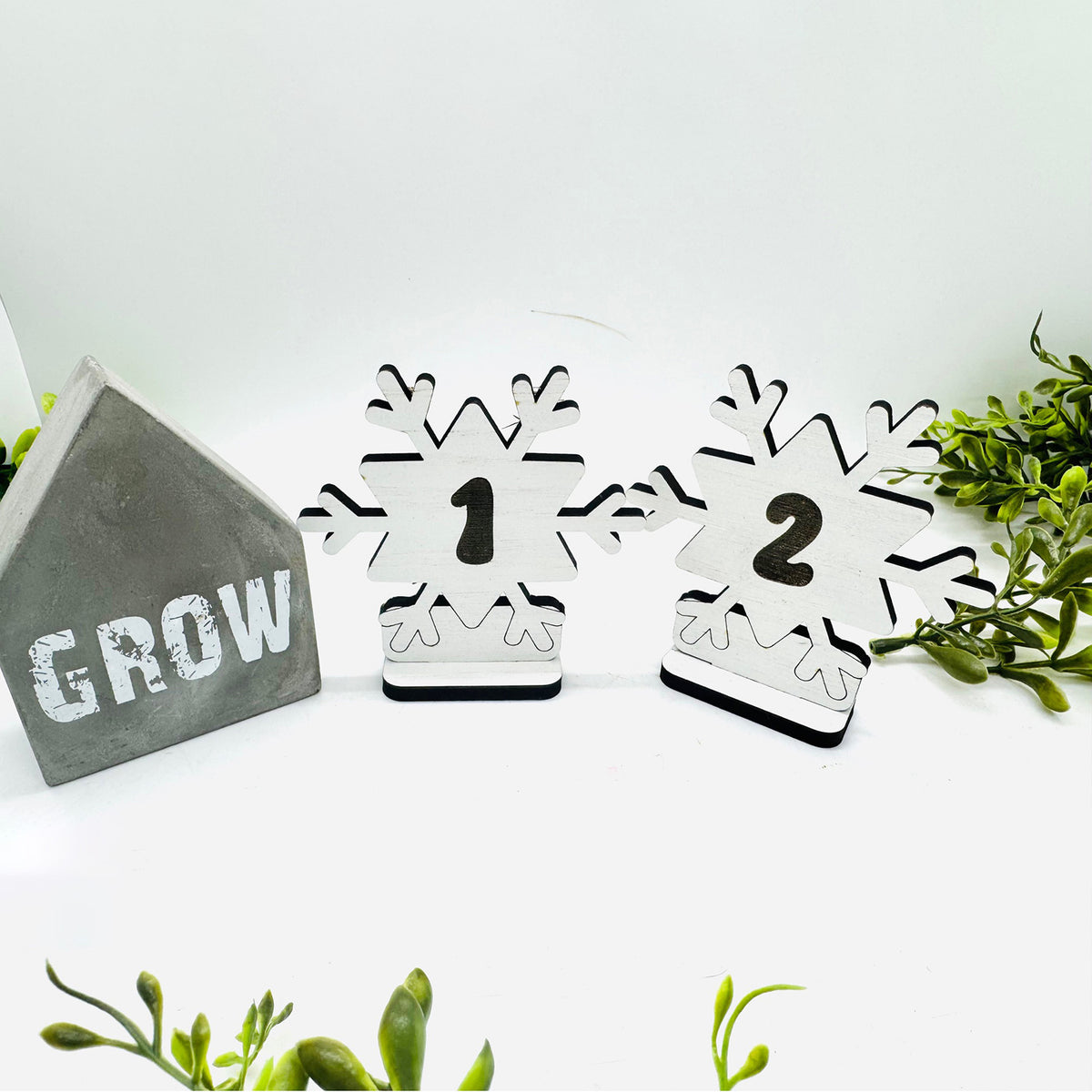 Winter Snowflake Table Numbers (Set of 12) - Glowforge