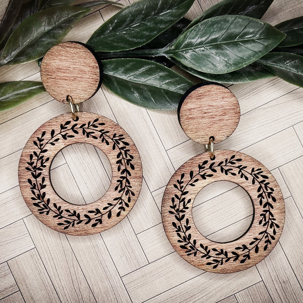 Wreath Dangle Earrings – Glowforge Shop