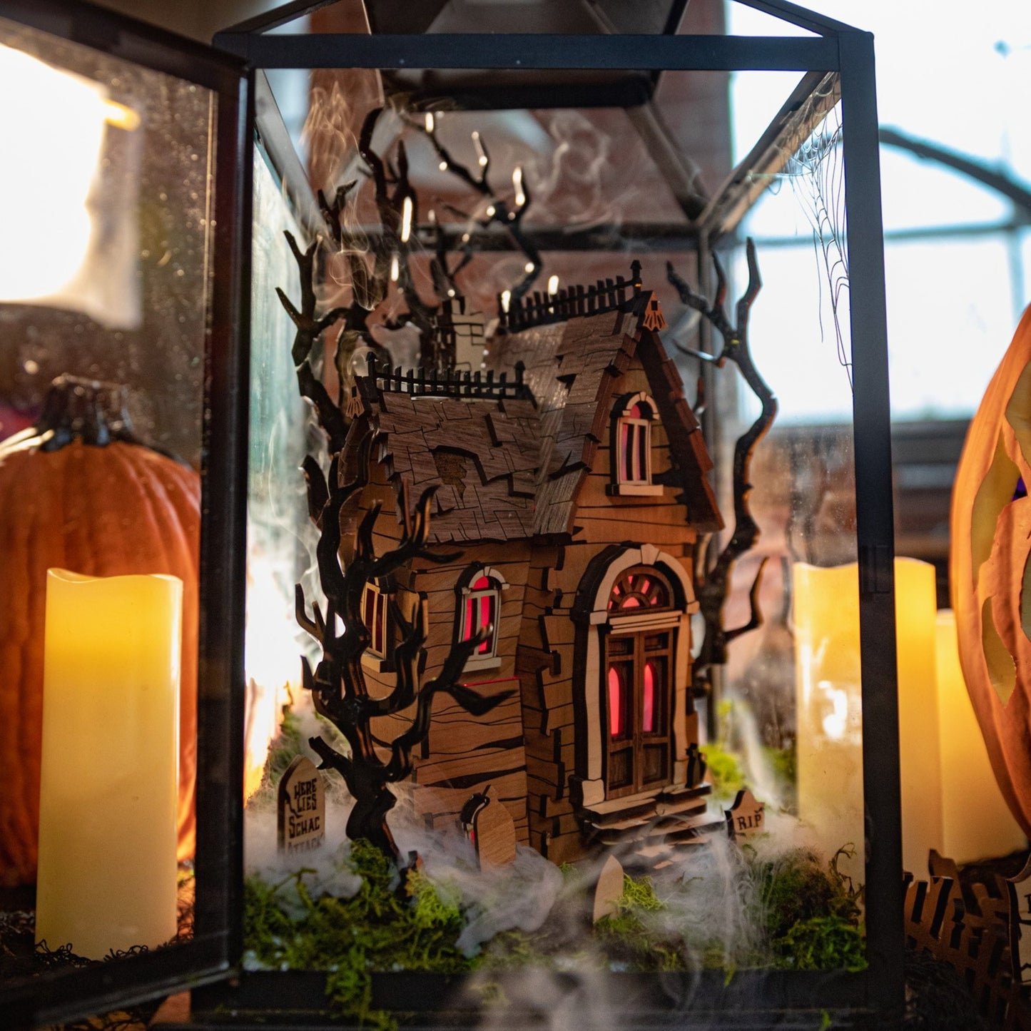 Spooky Halloween Haunted House Kit