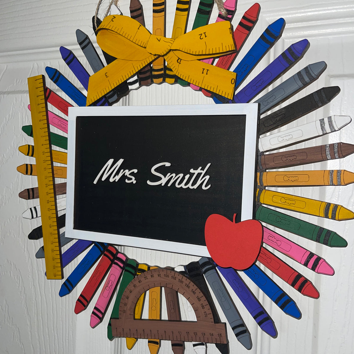 The Middle Aged Woman Who Lived in a Shoe: Crayon Wreath For A Nice Teacher