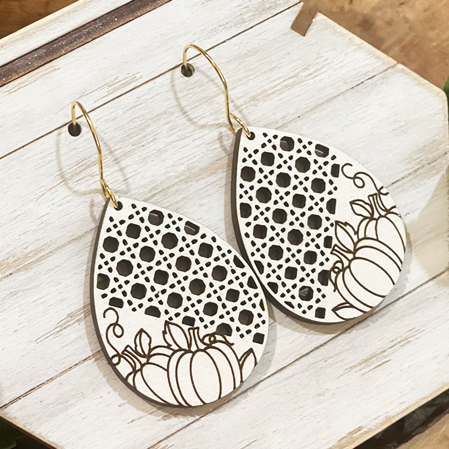 Fall and Halloween Themed Pumpkin laser cut earring designs (Made with the  Glowforge Aura!) - Analytical Mommy LLC