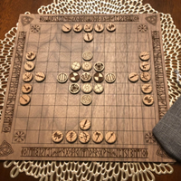 Hnefatafl - Viking Chess Board Game