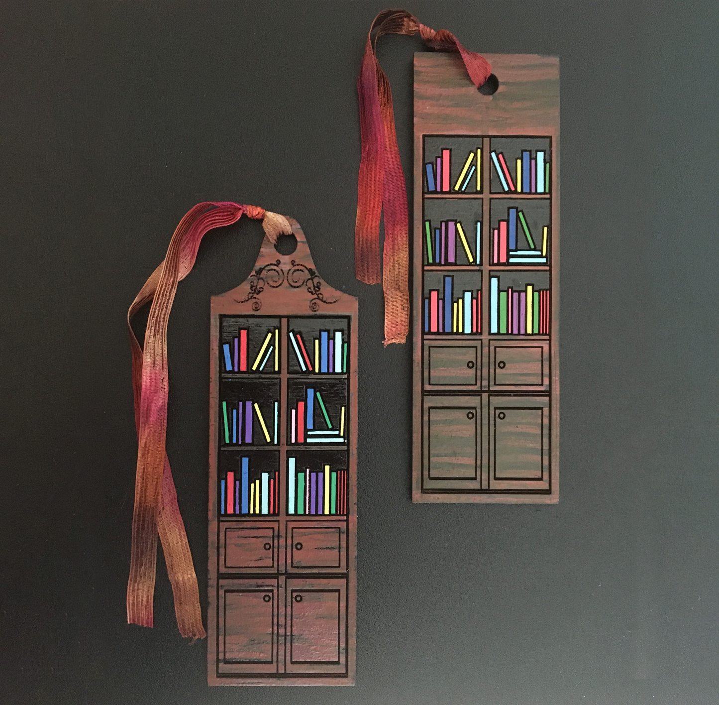 Library Bookshelf Bookcase Bookmark (Set of 2)