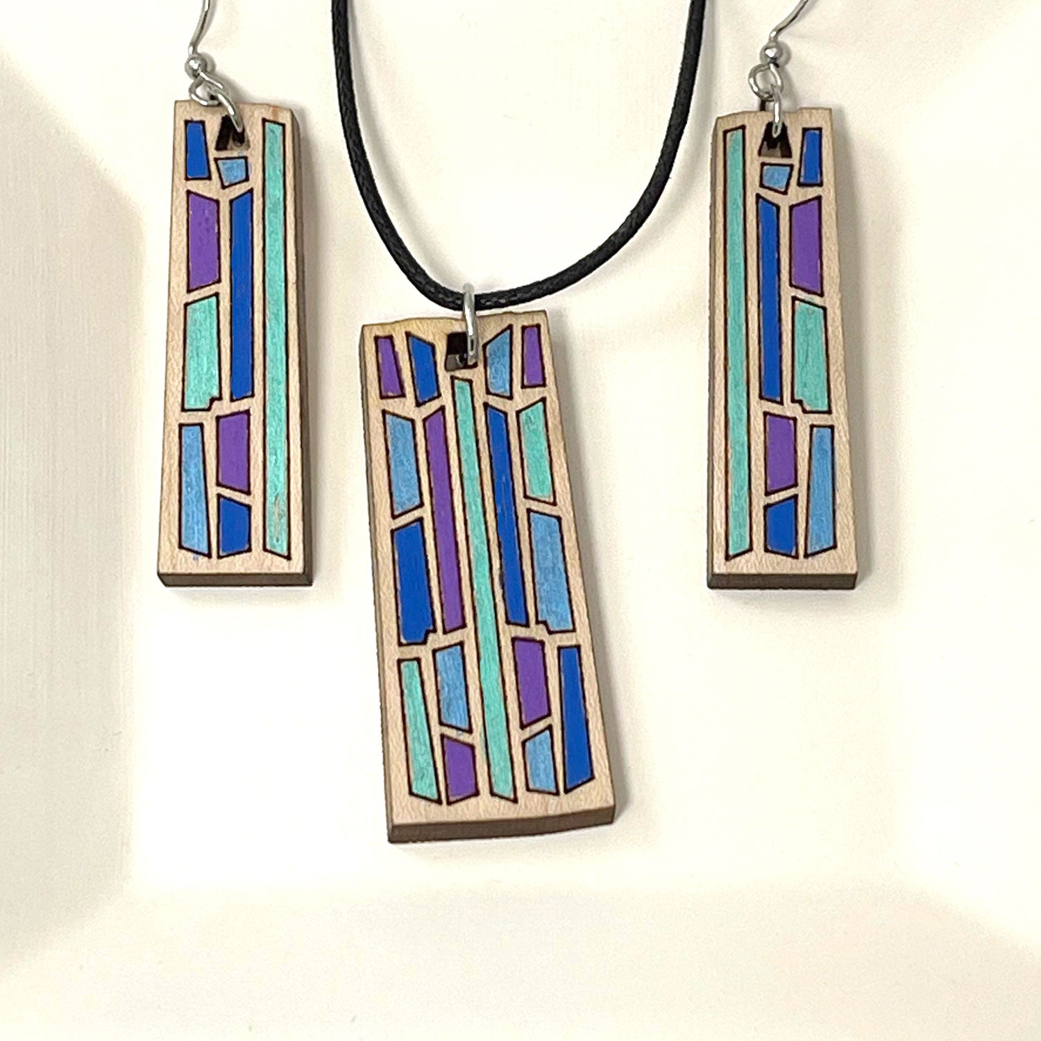 Window Pendant Mosaic Stained Glass Window, Pendant and Earring Set – Glowforge Shop