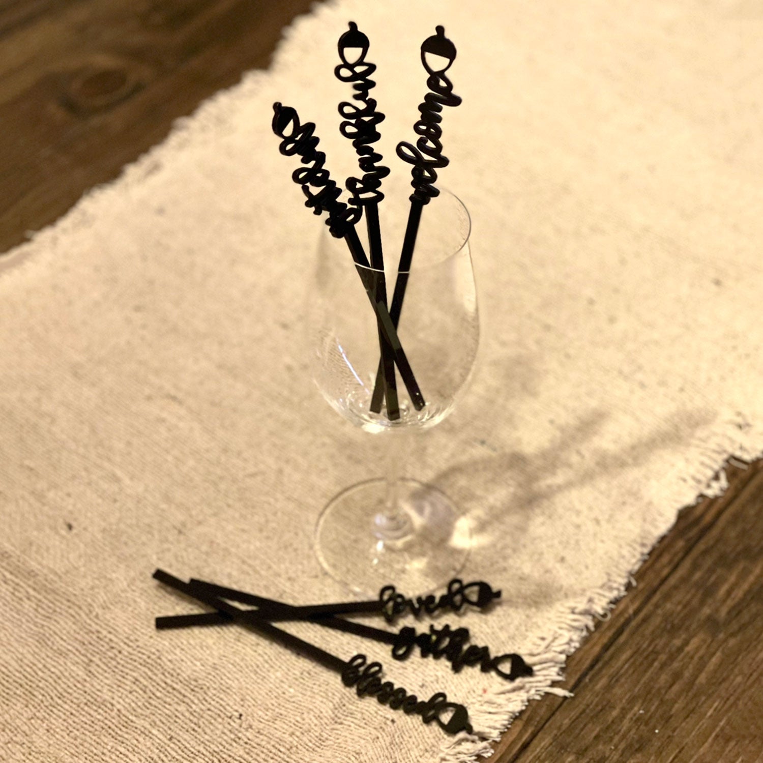 6 Black Flat Plastic Cocktail Stir Rods